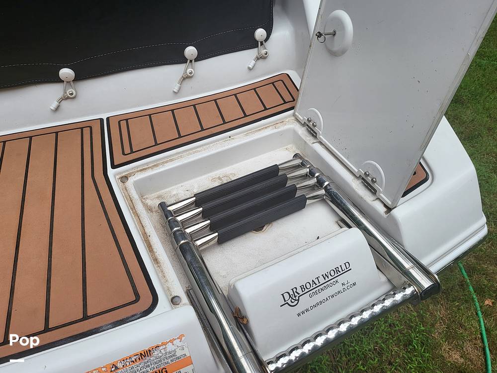 Slide: The Image of Crownline Boats 264 CR 2014 - 11079759