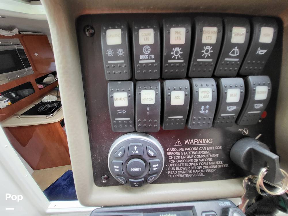 Slide: The Image of Crownline Boats 264 CR 2014 - 11079880