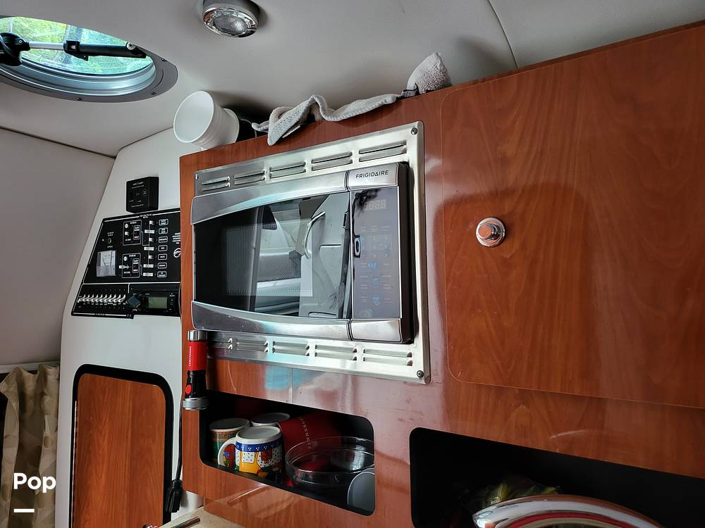 Slide: The Image of Crownline Boats 264 CR 2014 - 11080023