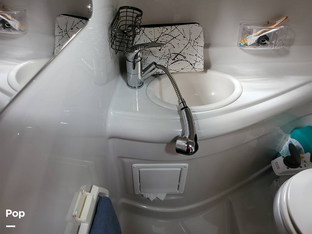 Slide: The Image of Crownline Boats 264 CR 2014 - 11080103