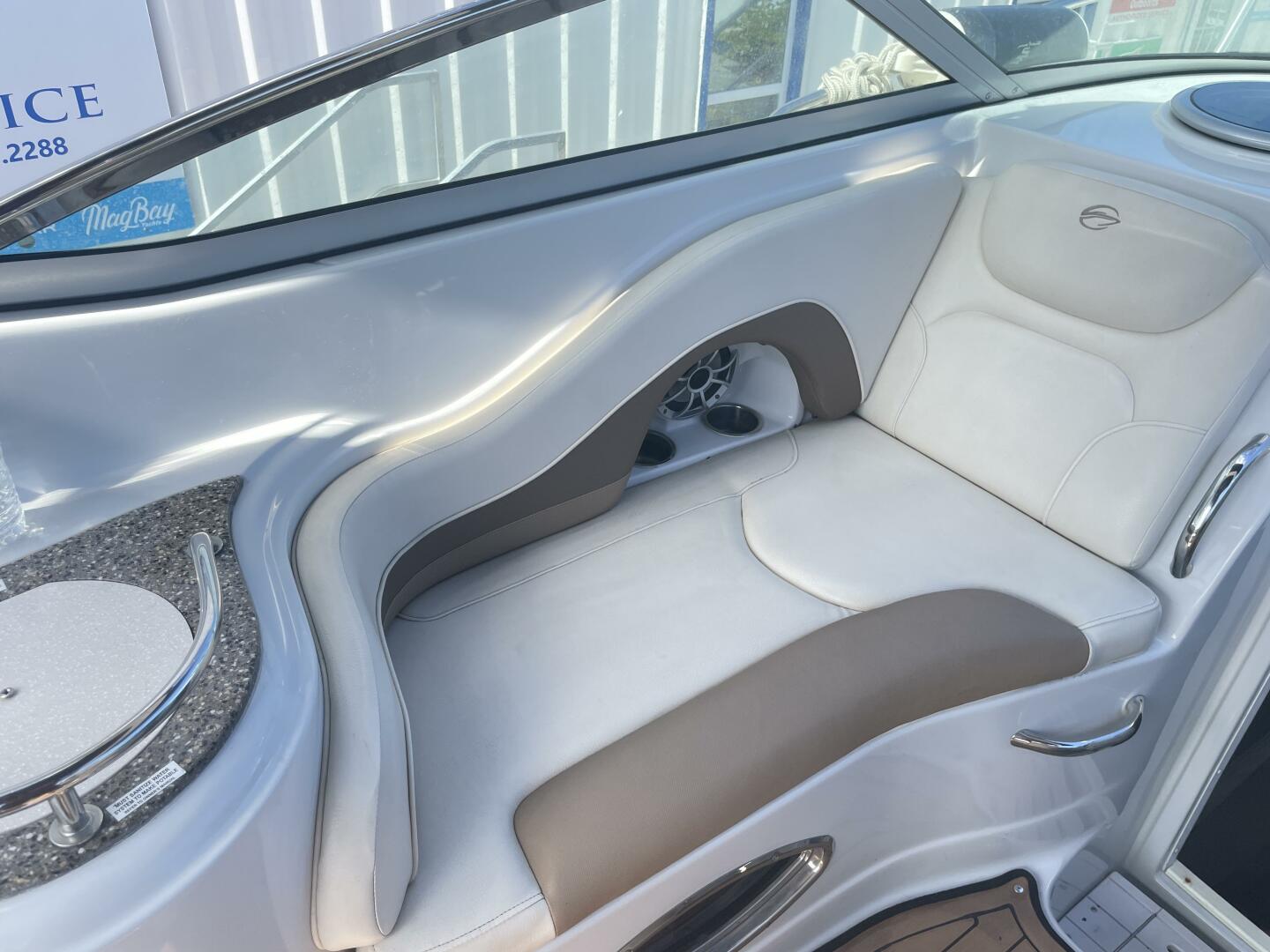 Slide: The Image of Crownline Boats 264 CR 2018 - 4441275