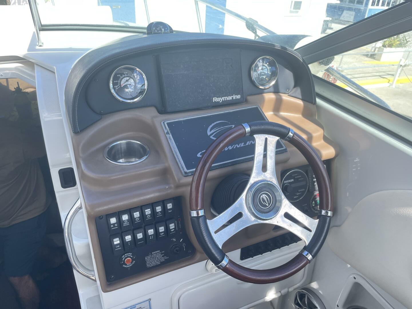 Slide: The Image of Crownline Boats 264 CR 2018 - 4441277