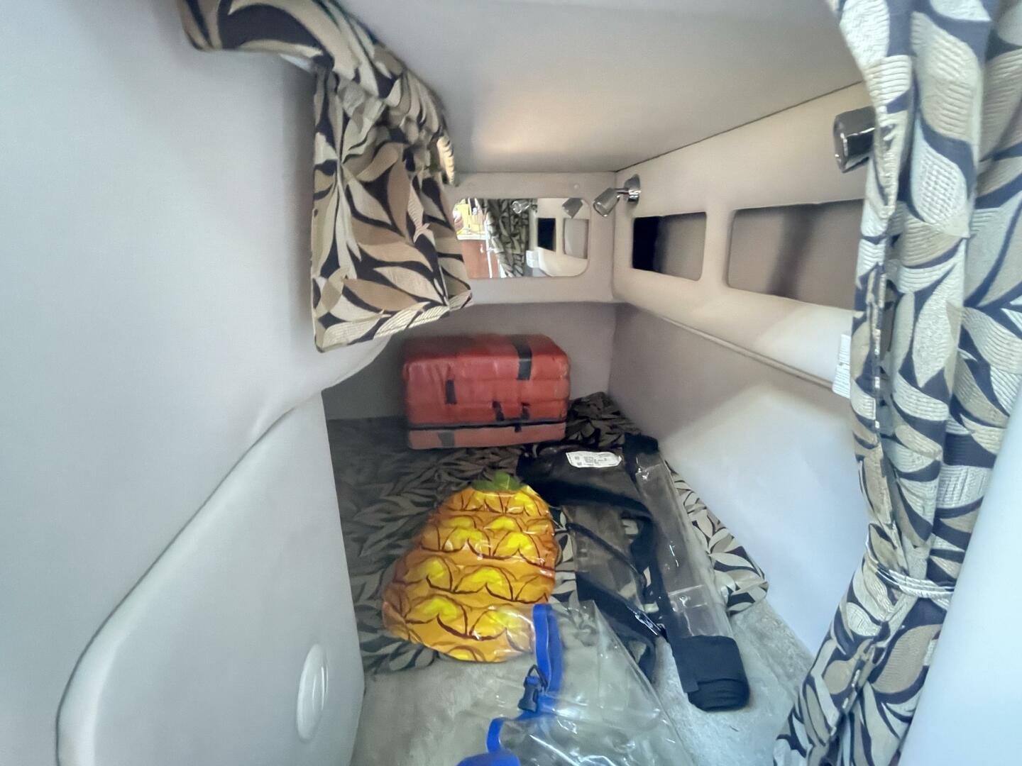 Slide: The Image of Crownline Boats 264 CR 2018 - 4441326