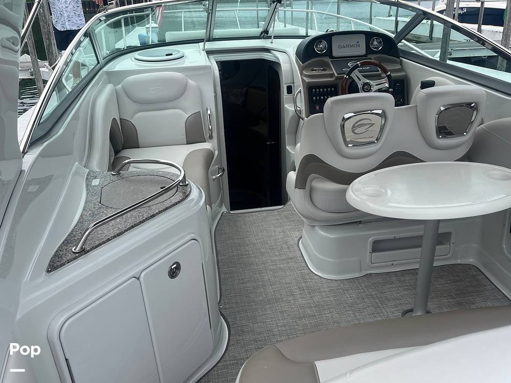 Slide: The Image of Crownline Boats 264 CR 2021 - 15565265