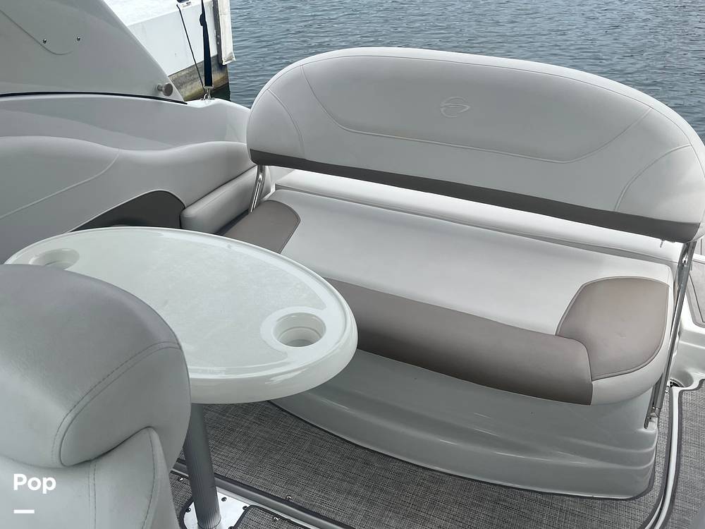 Slide: The Image of Crownline Boats 264 CR 2021 - 15565280