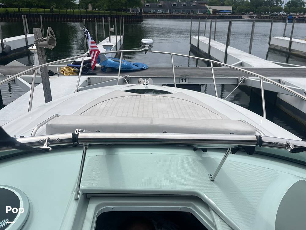 Slide: The Image of Crownline Boats 264 CR 2021 - 15565282