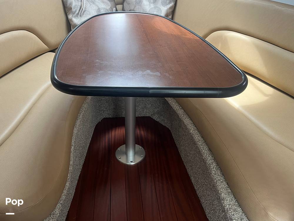 Slide: The Image of Crownline Boats 264 CR 2021 - 15565287