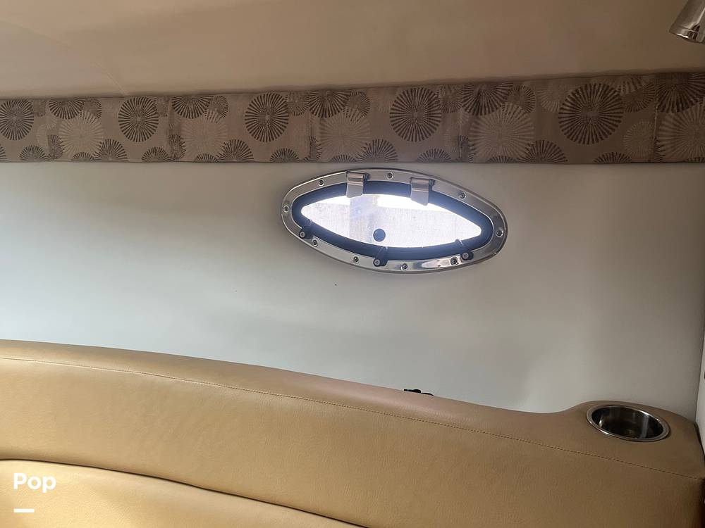 Slide: The Image of Crownline Boats 264 CR 2021 - 15565288