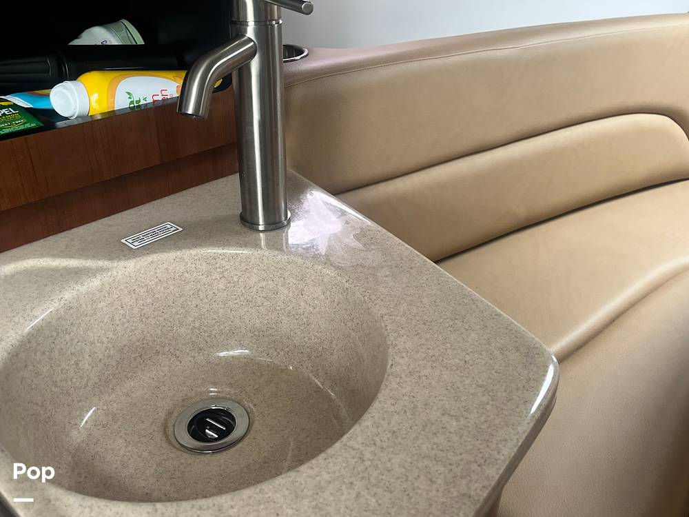 Slide: The Image of Crownline Boats 264 CR 2021 - 15565296