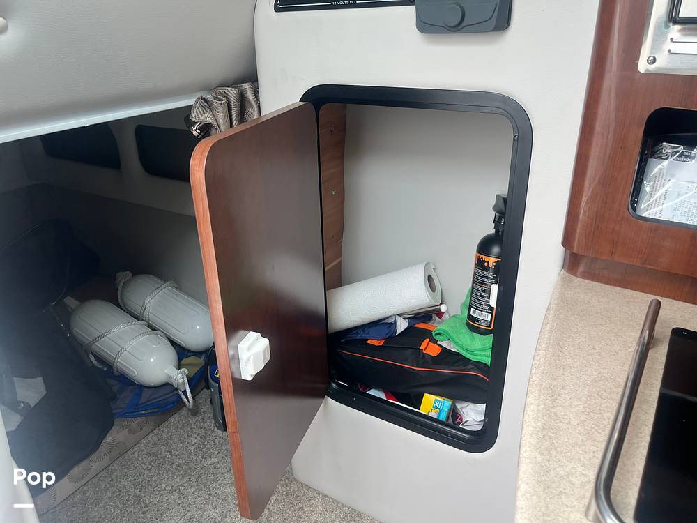 Slide: The Image of Crownline Boats 264 CR 2021 - 15565304