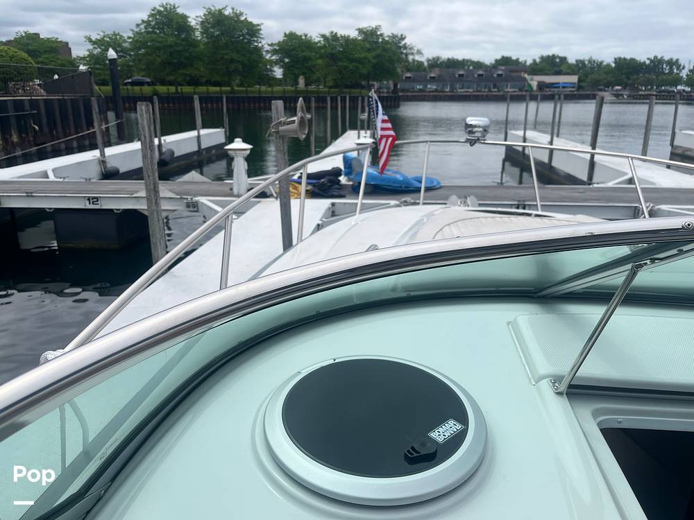 Slide: The Image of Crownline Boats 264 CR 2021 - 15565310