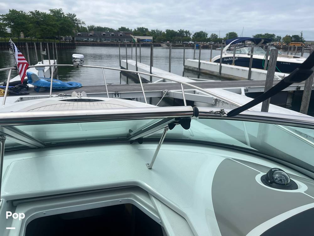 Slide: The Image of Crownline Boats 264 CR 2021 - 15565311
