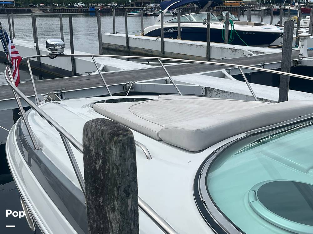 Slide: The Image of Crownline Boats 264 CR 2021 - 15565324