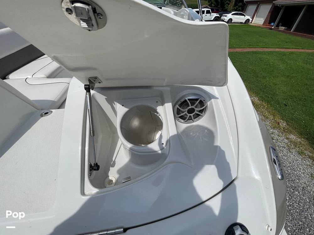 Slide: The Image of Crownline Boats 265 SS 2011 - 12926504