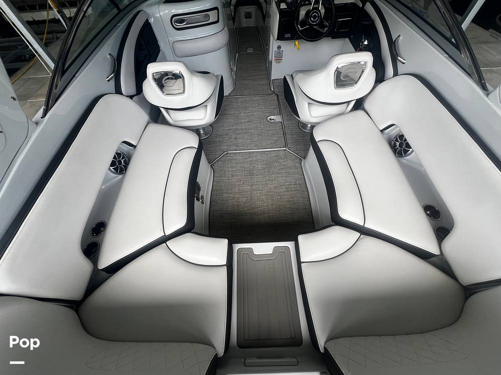 Slide: The Image of Crownline Boats 265ss 2020 - 15661049