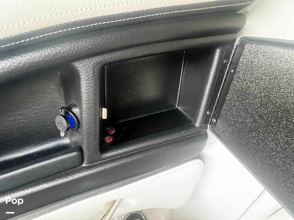 Slide: The Image of Crownline Boats 265ss 2020 - 15661058