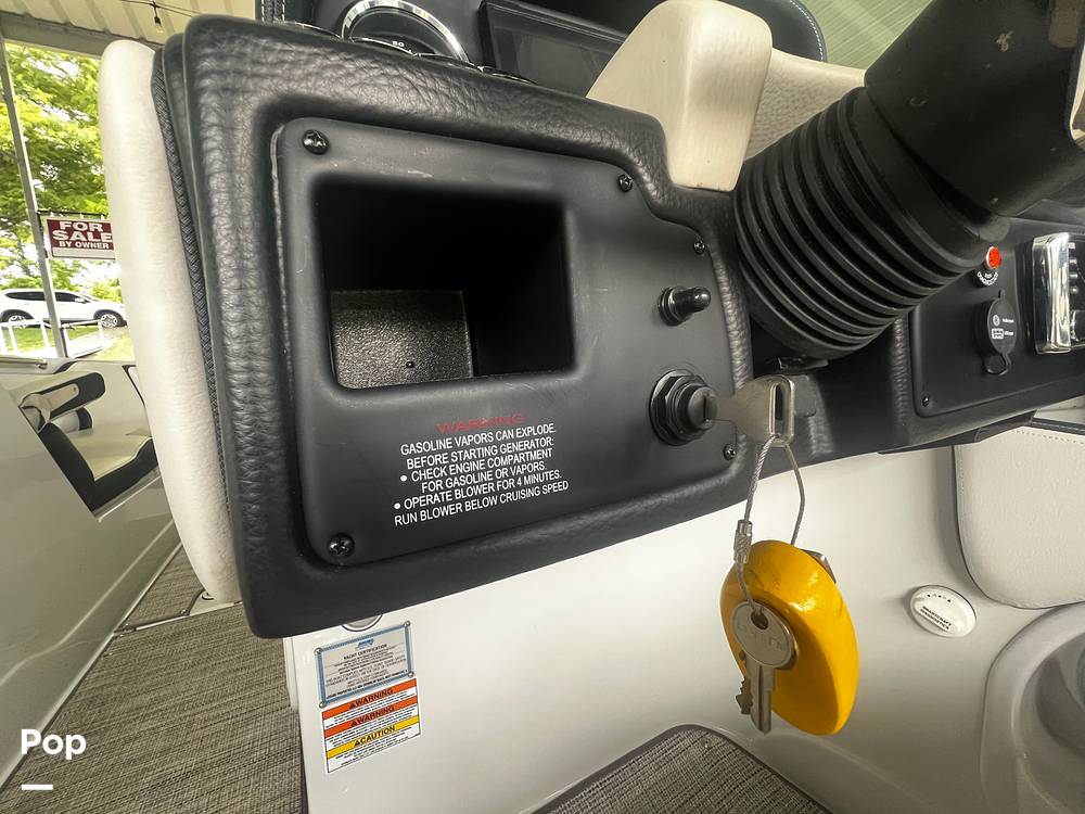 Slide: The Image of Crownline Boats 265ss 2020 - 15661138