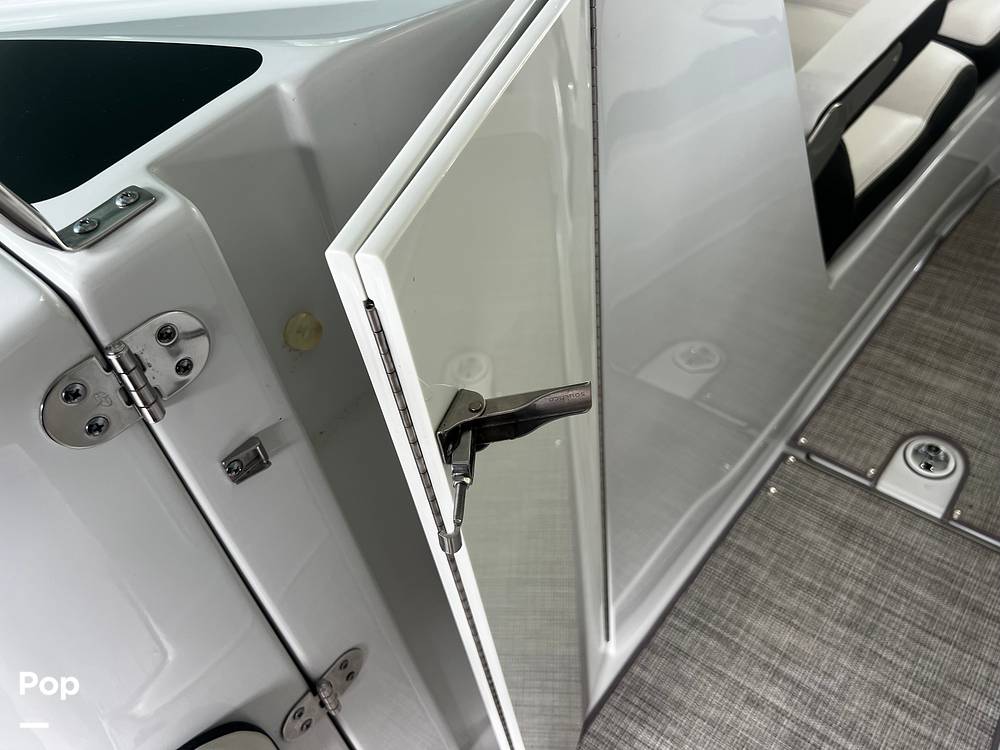 Slide: The Image of Crownline Boats 265ss 2020 - 15661161