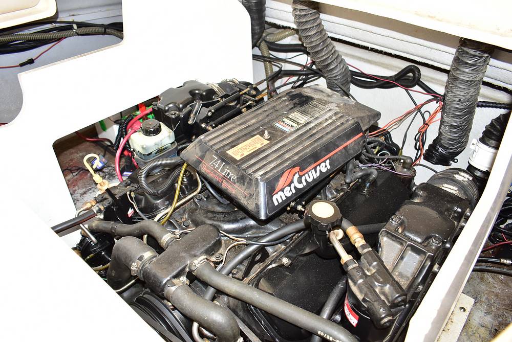 Slide: The Image of Crownline Boats 266 CCR 1997 - 13527456