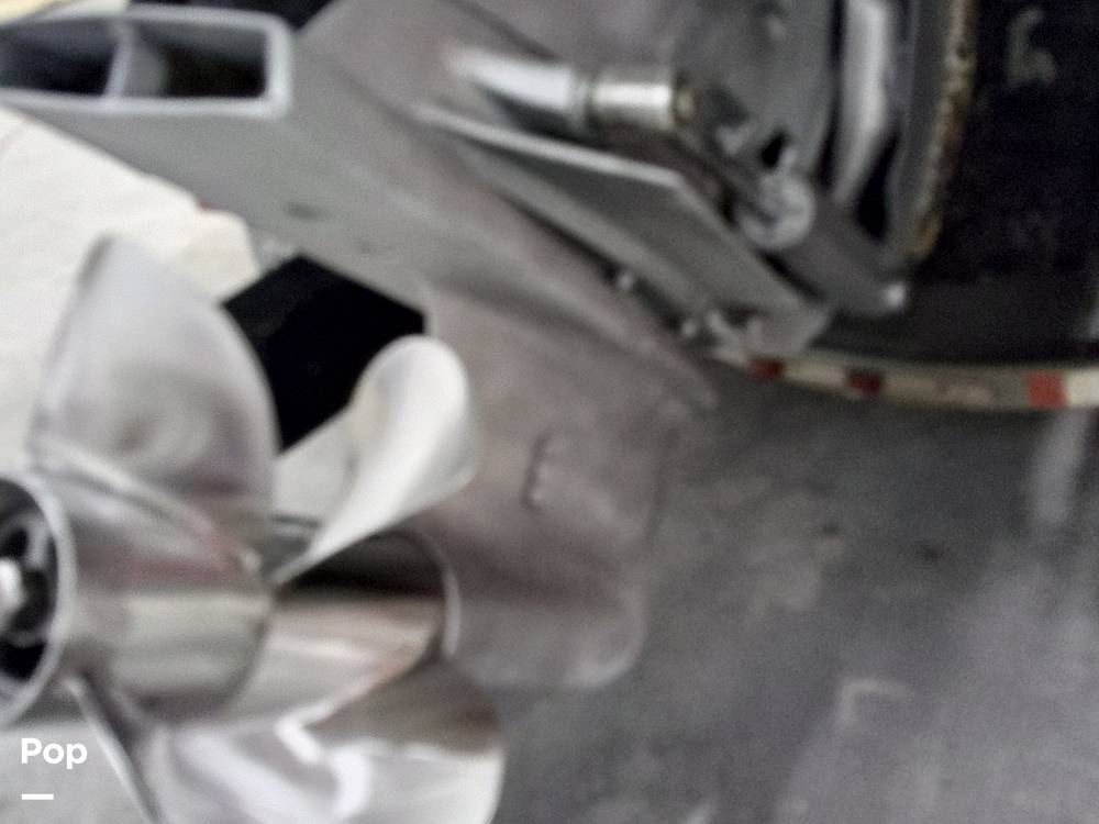 Slide: The Image of Crownline Boats 270 CR 2005 - 15383229