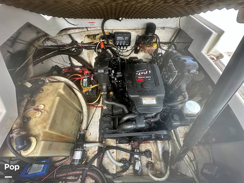 Slide: The Image of Crownline Boats 270 CR 2007 - 15521789