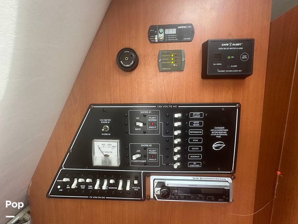 Slide: The Image of Crownline Boats 270 CR 2007 - 15521794