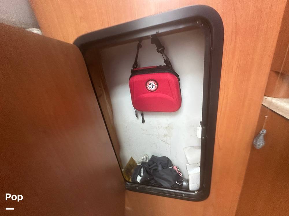 Slide: The Image of Crownline Boats 270 CR 2007 - 15521805