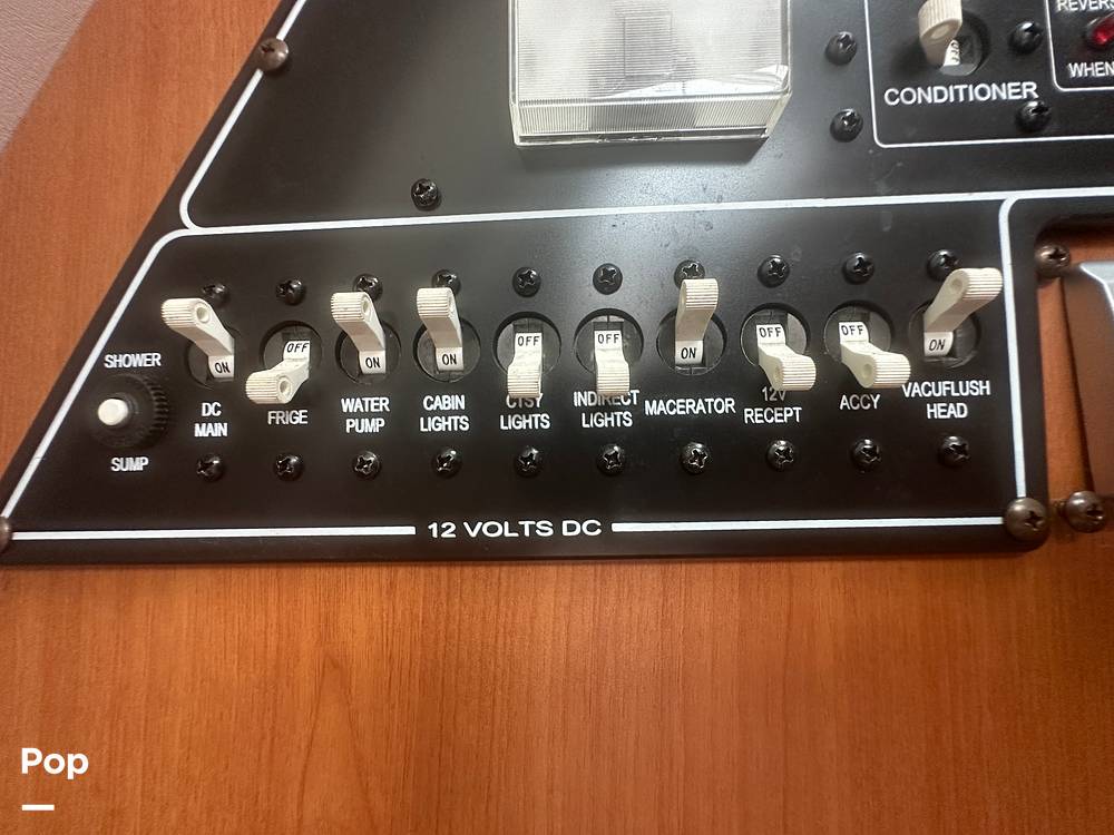 Slide: The Image of Crownline Boats 270 CR 2007 - 15521806