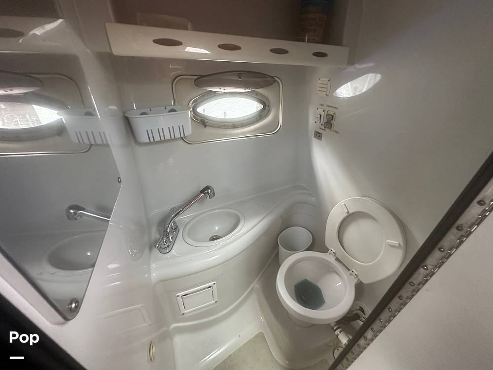 Slide: The Image of Crownline Boats 270 CR 2007 - 15521809