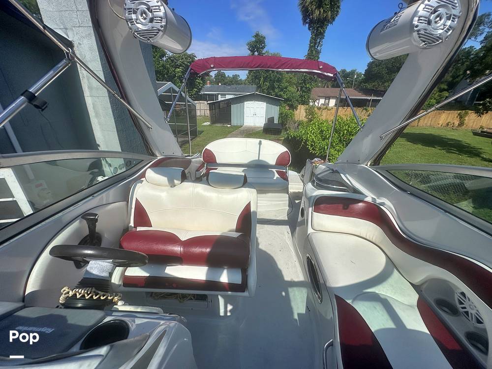 Slide: The Image of Crownline Boats 270 CR 2007 - 15521829