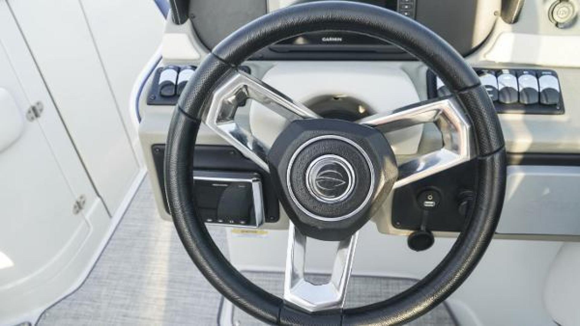 Slide: The Image of Crownline Boats 270 XSS 2023 - 1522259