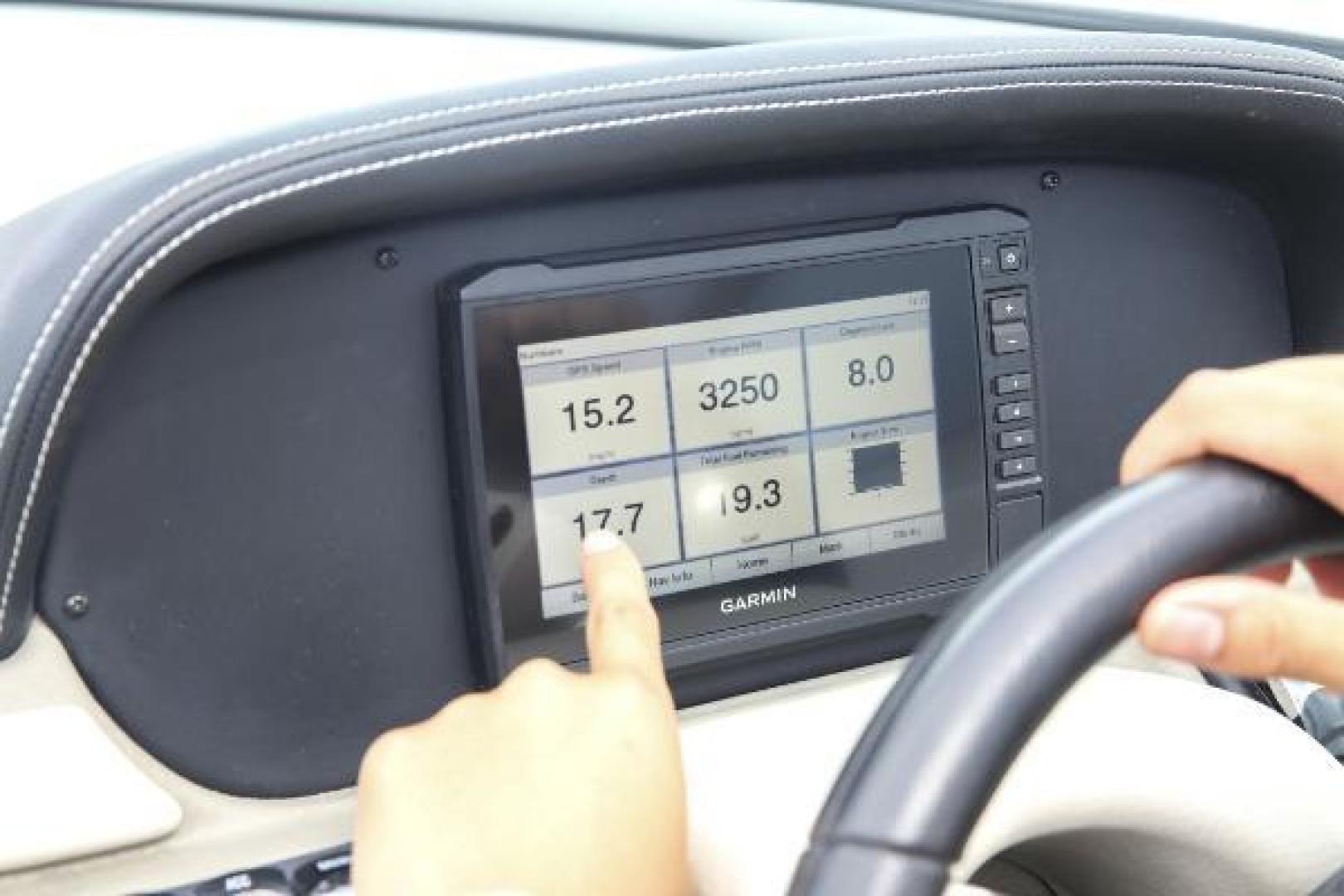 Slide: The Image of Crownline Boats 270 XSS 2023 - 1527054