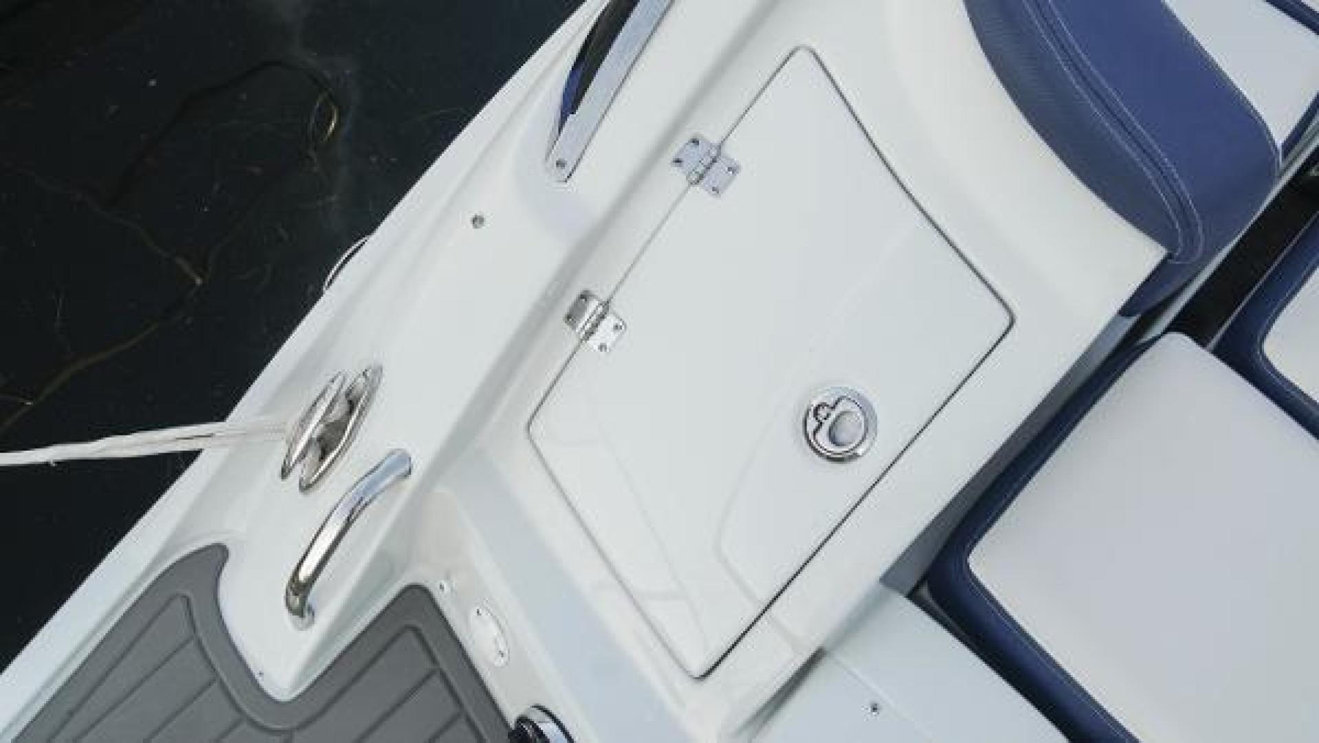 Slide: The Image of Crownline Boats 270 XSS 2023 - 1522273