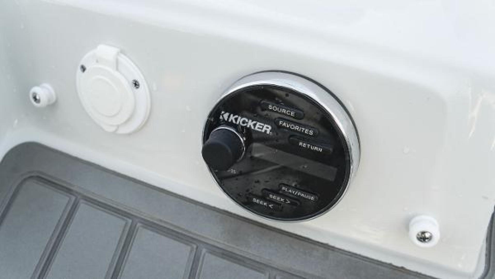 Slide: The Image of Crownline Boats 270 XSS 2023 - 1522278