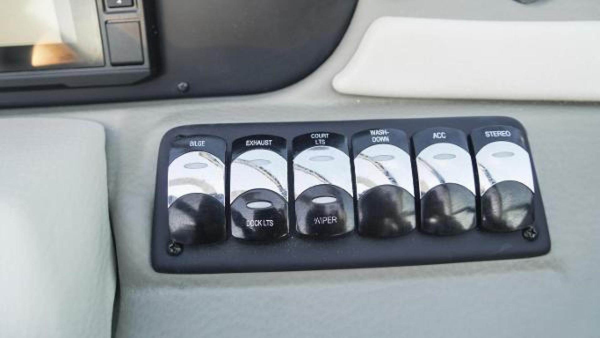 Slide: The Image of Crownline Boats 270 XSS 2023 - 1522294