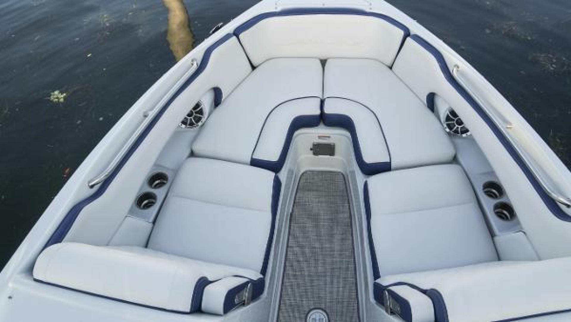 Slide: The Image of Crownline Boats 270 XSS 2023 - 1527048