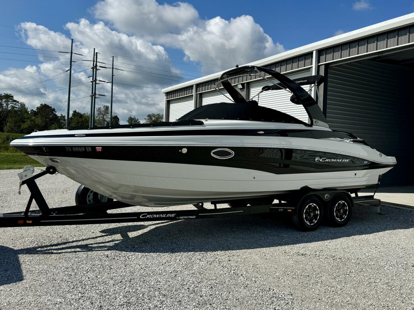 Slide: The Image of Crownline Boats 275 SS 2017 - 4723387
