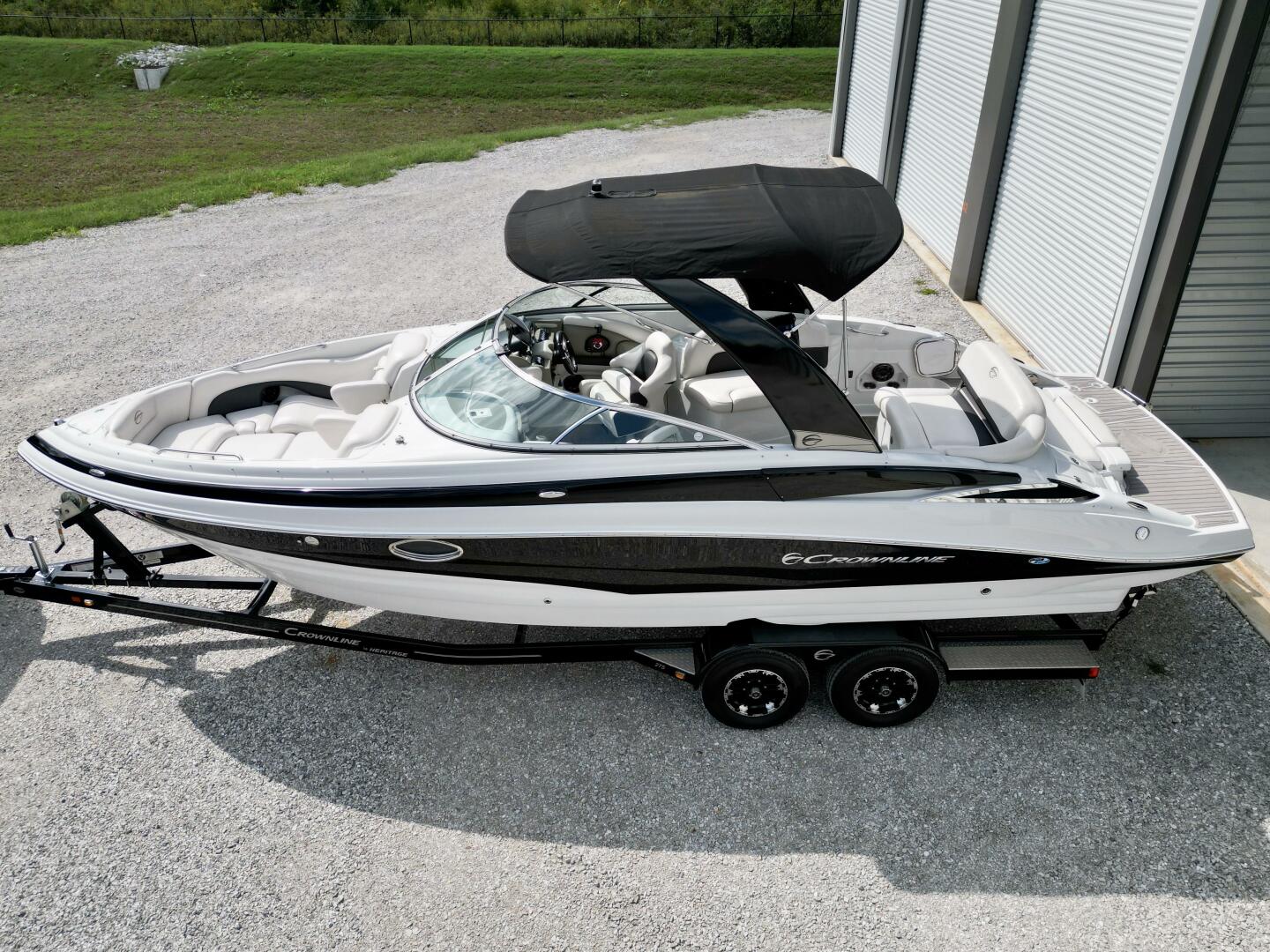 Slide: The Image of Crownline Boats 275 SS 2017 - 4723389