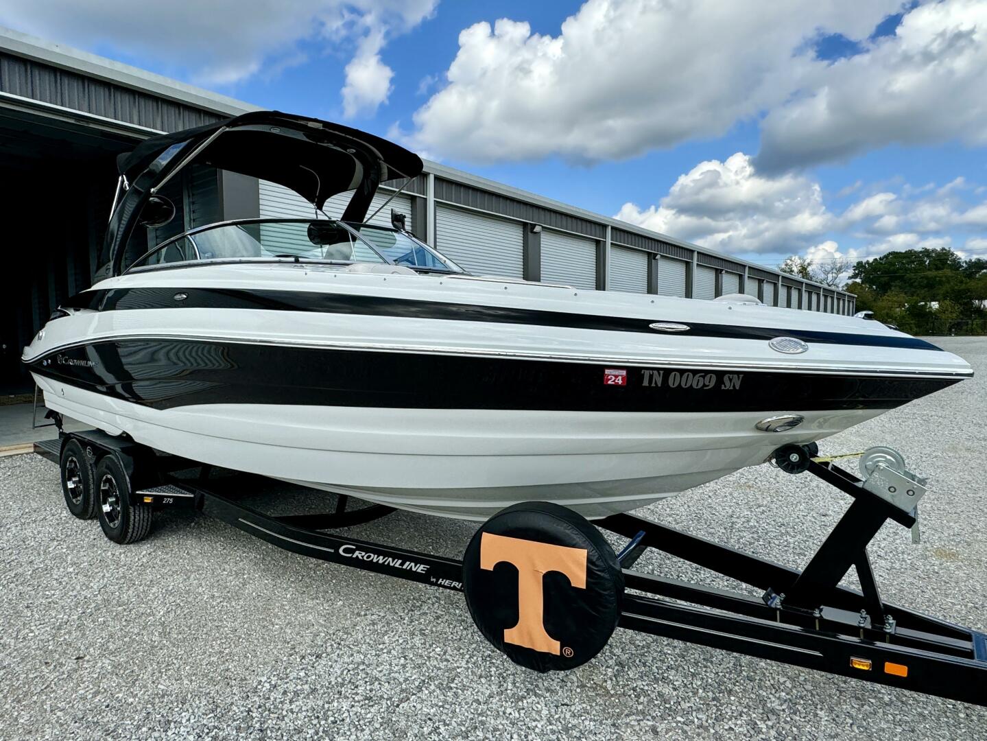 Slide: The Image of Crownline Boats 275 SS 2017 - 4723268