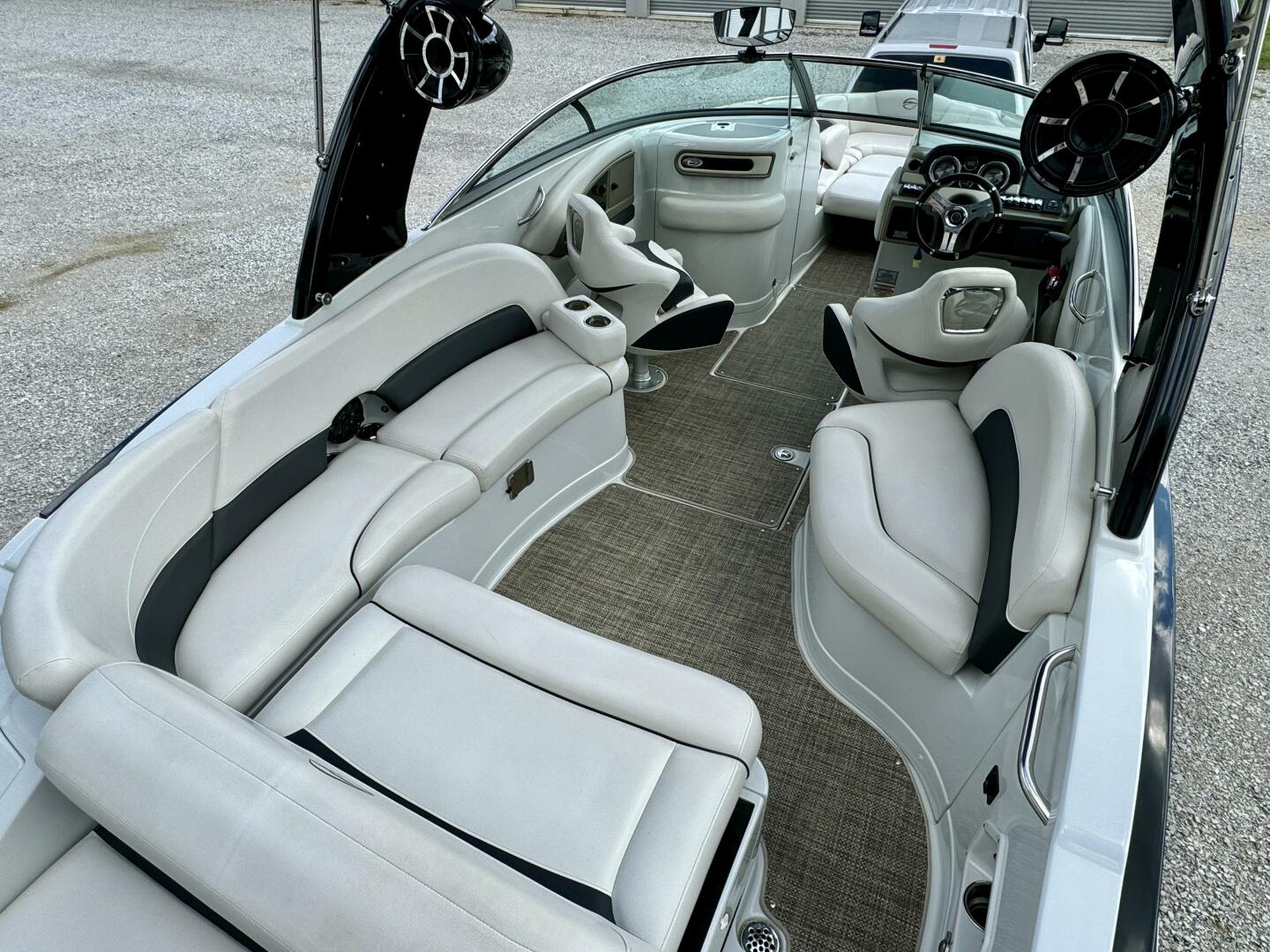 Slide: The Image of Crownline Boats 275 SS 2017 - 4723277