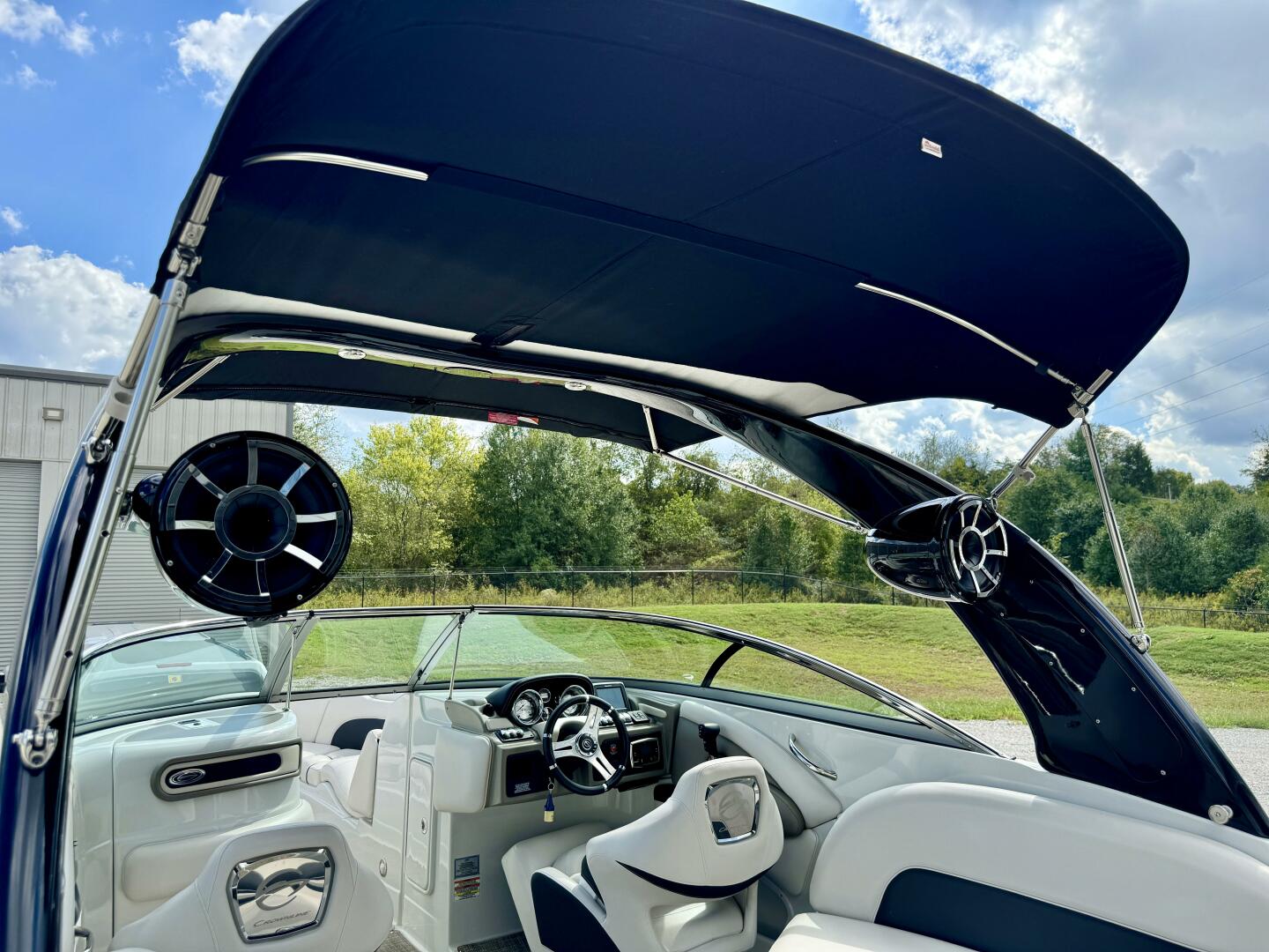 Slide: The Image of Crownline Boats 275 SS 2017 - 4723322