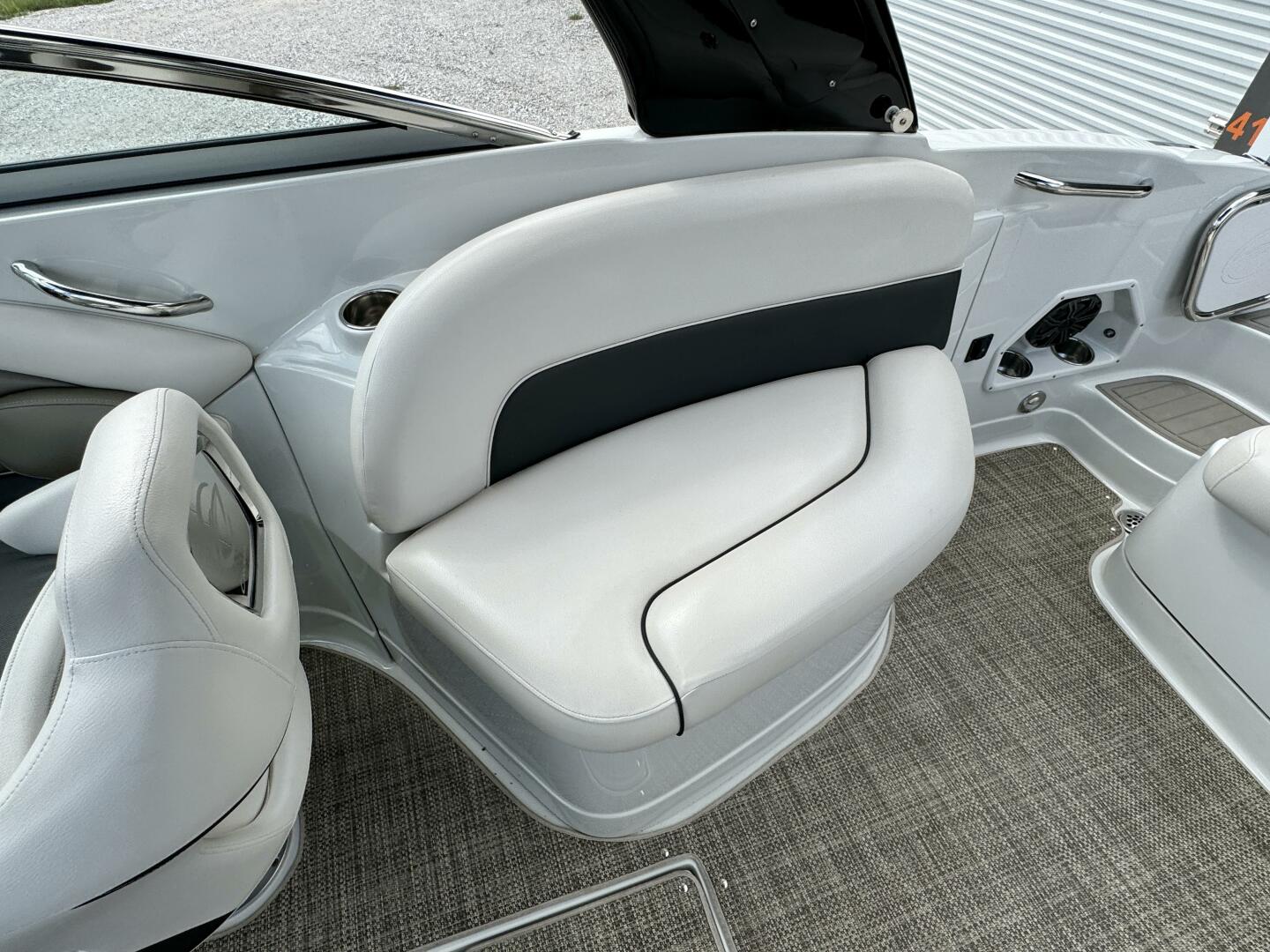 Slide: The Image of Crownline Boats 275 SS 2017 - 4723328