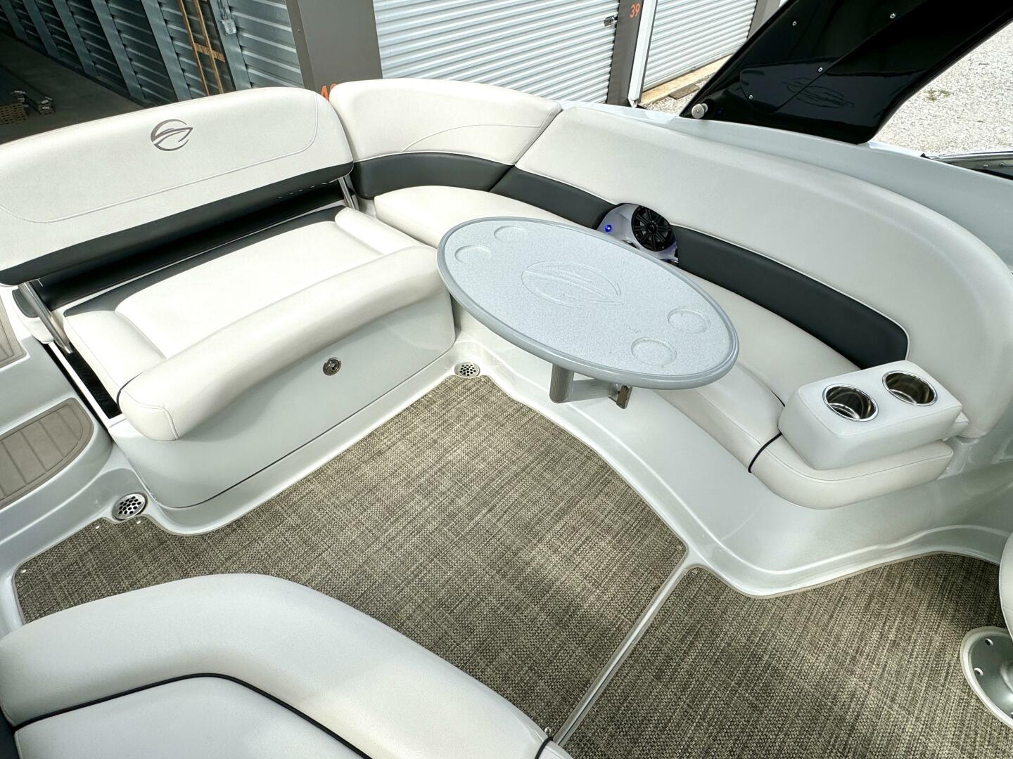 Slide: The Image of Crownline Boats 275 SS 2017 - 4723332