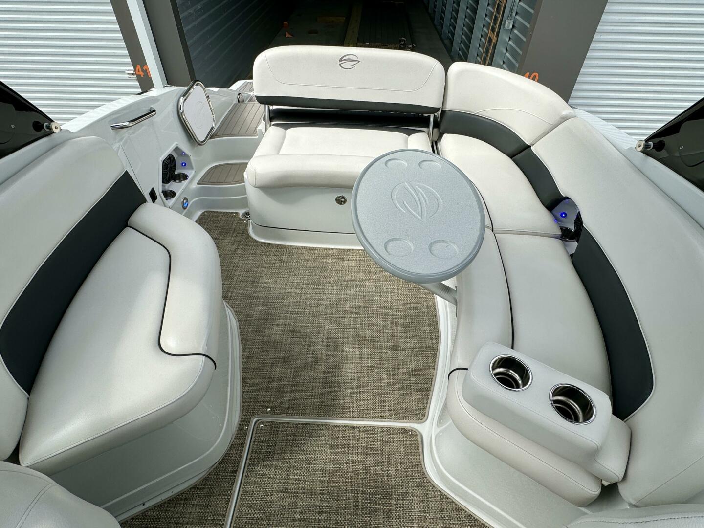 Slide: The Image of Crownline Boats 275 SS 2017 - 4723333