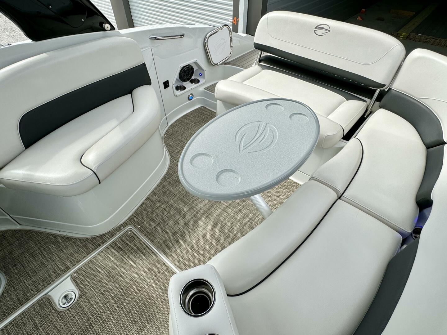Slide: The Image of Crownline Boats 275 SS 2017 - 4723334