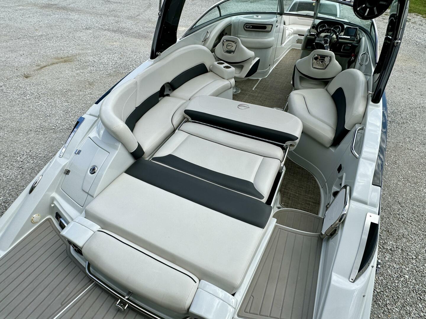Slide: The Image of Crownline Boats 275 SS 2017 - 4723338