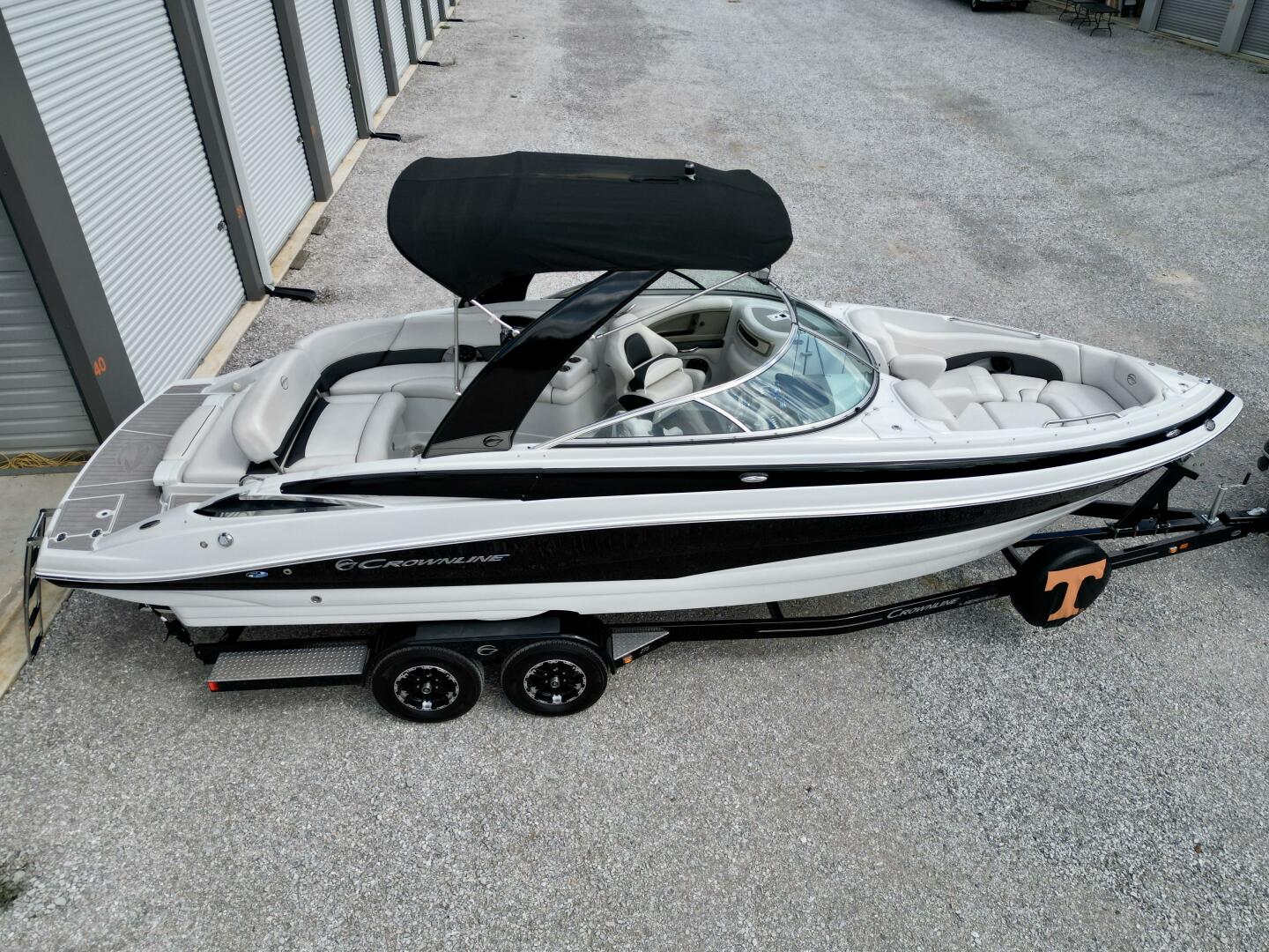 Slide: The Image of Crownline Boats 275 SS 2017 - 4723260