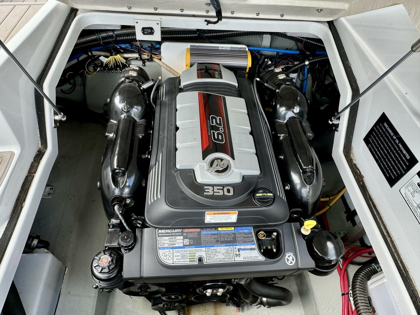 Slide: The Image of Crownline Boats 275 SS 2017 - 4723346