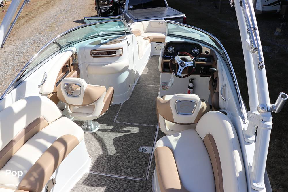 Slide: The Image of Crownline Boats 275SS 2018 - 30