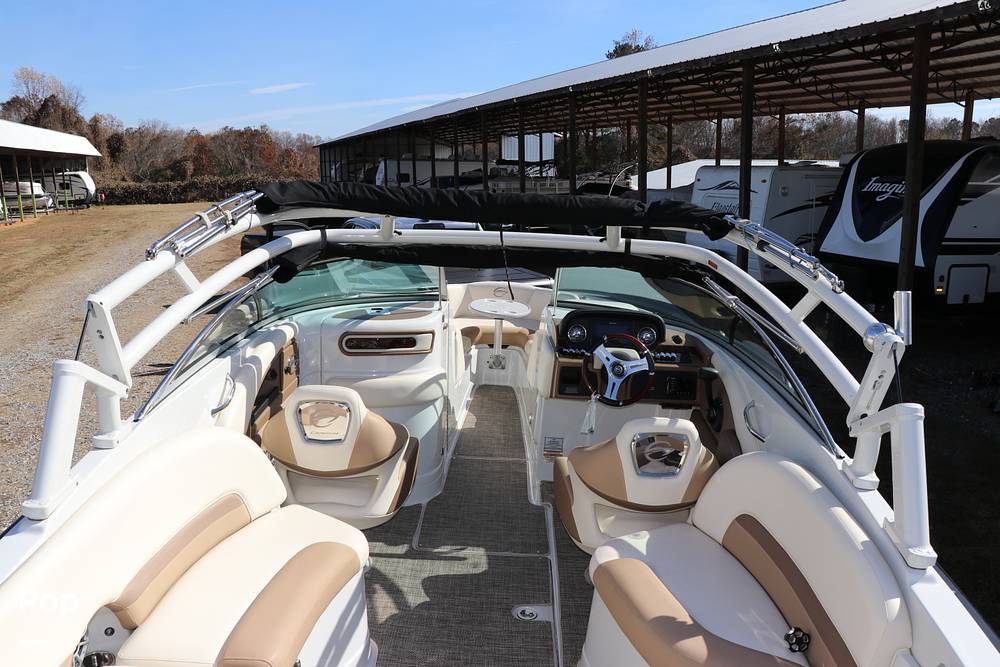 Slide: The Image of Crownline Boats 275SS 2018 - 31